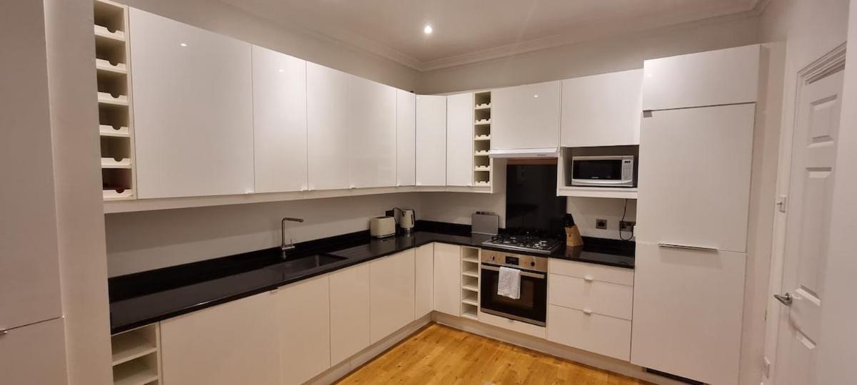 Star London Warwick Mansions 3-Bed Oasis Apartment Exterior photo